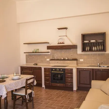 Il Vecchio Gelso - Agriturismo Rimini * 몬테피오레 콘사